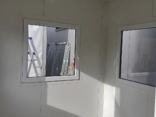 Bürocontainer mit Toilette 9m2 3,6x2,5m