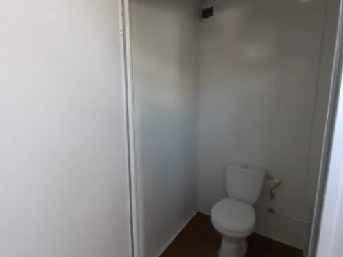 Container 6x2,5 Sanitär WC + Dusche + WC