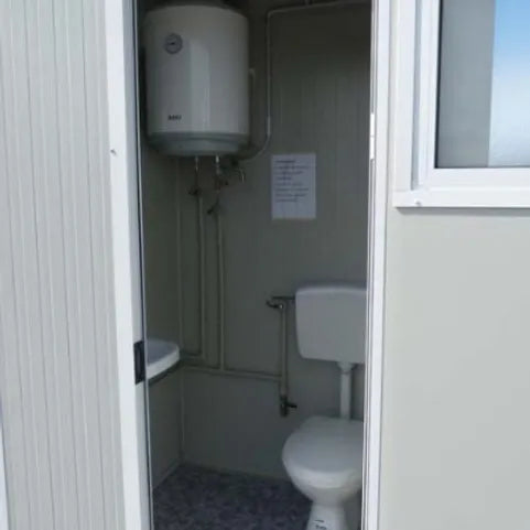 Neuer Sanitärcontainer SS1 mit 2 WCs und 2 Handwaschbecken