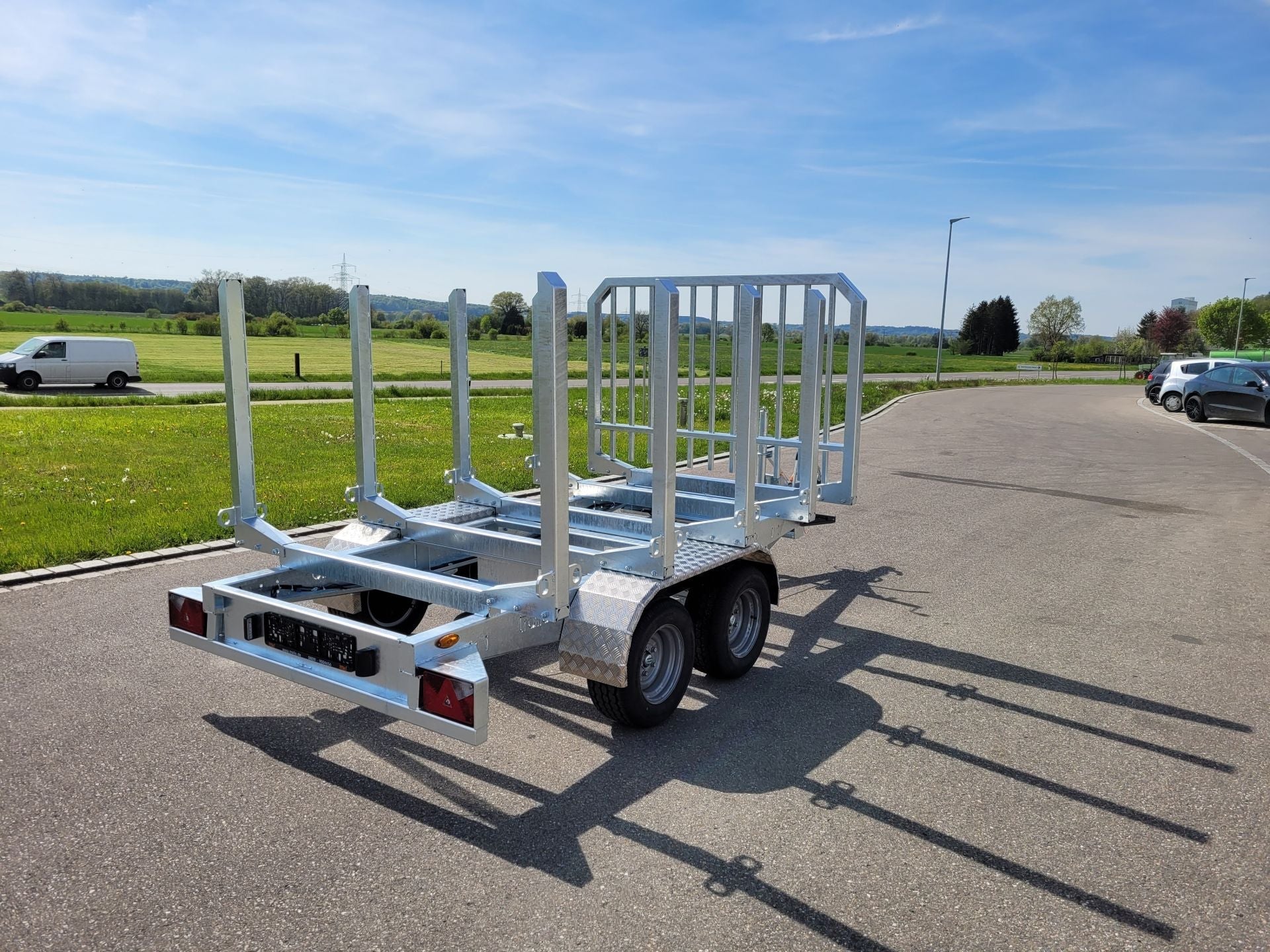PKW Anhänger trailo Holztransportanhänger 3500kg HT353017, Ladefläche (zwischen Rungen) ca. 3.00 x 1,77 m