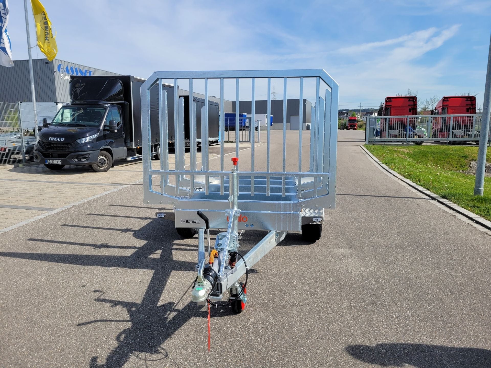 PKW Anhänger trailo Holztransportanhänger 3500kg HT353017, Ladefläche (zwischen Rungen) ca. 3.00 x 1,77 m