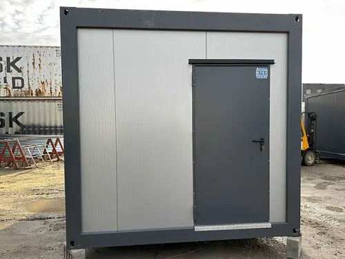 Sanitärcontainer 3×6 Geteilt