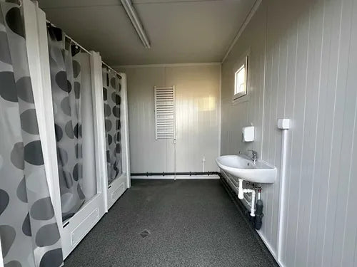 Sanitärcontainer 3×6 Geteilt