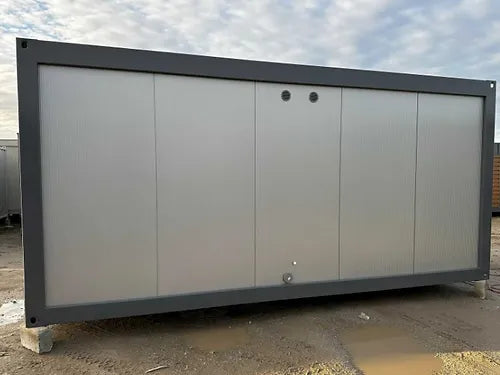 Sanitärcontainer 3×6 Geteilt